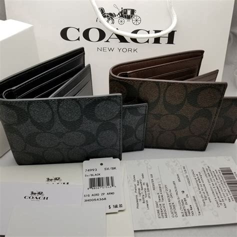 coach wallet singapore.